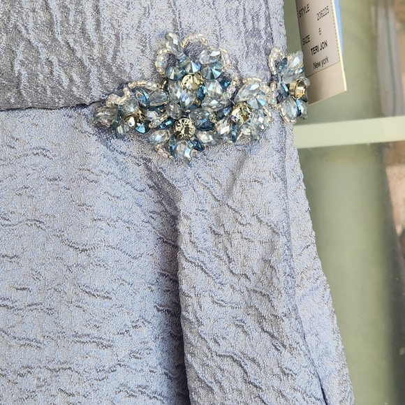 TERI JON NEW YORK DRESS - Picture 7 of 9